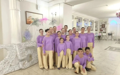 «В честь 25‑летия „Созвездия“: выступление группы „Просвет“ в Крымскотатарском театре.